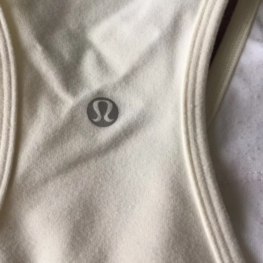 S Lululemon Cream Yoga Tank